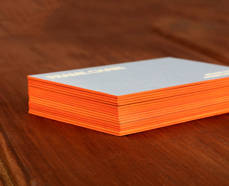 tarjetas con cantos pintados naranja fluorescente llamativo fluor neon