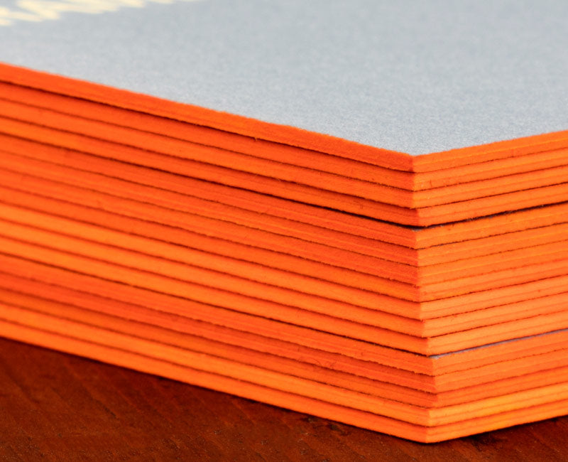 tarjetas con bordes tintados pintados naranja fluor neon